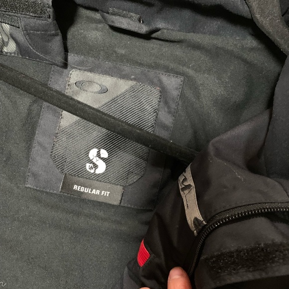 Oakley jacket - Picture 3 of 4